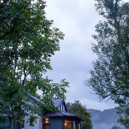 Holiday home Funky House Sarajevo Ilovice